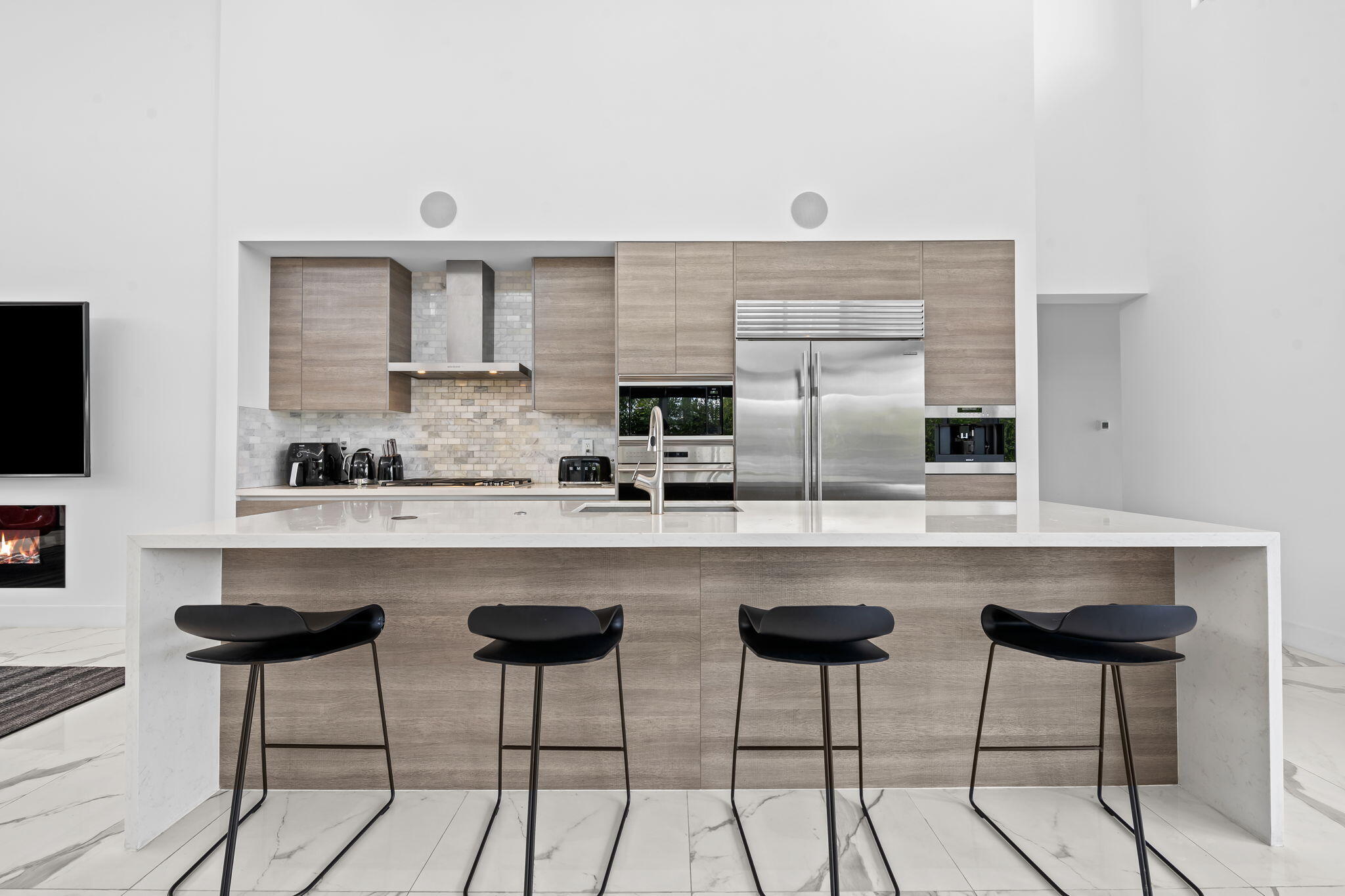 WESTON ESTATES - Residential