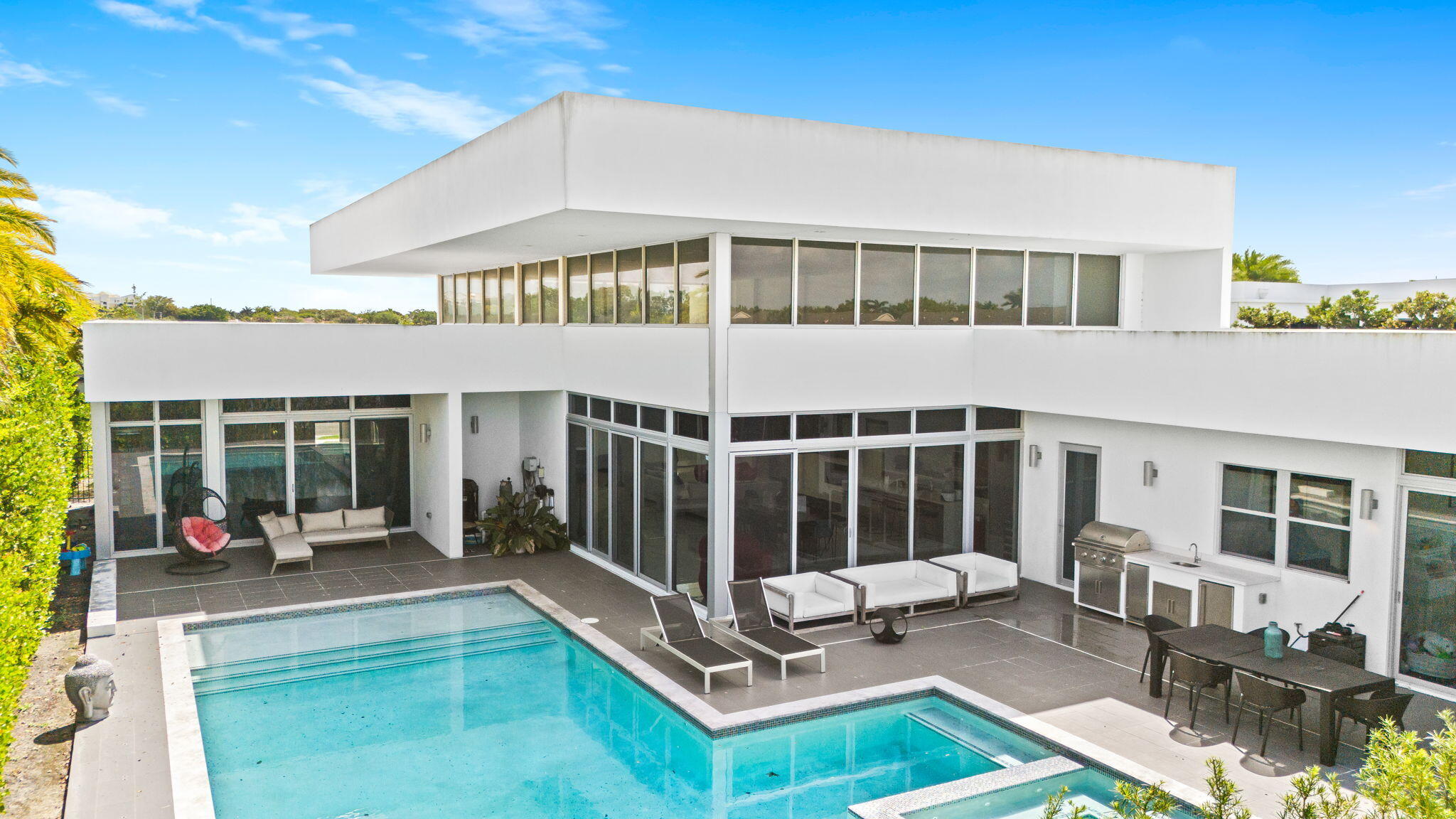 WESTON ESTATES - Residential