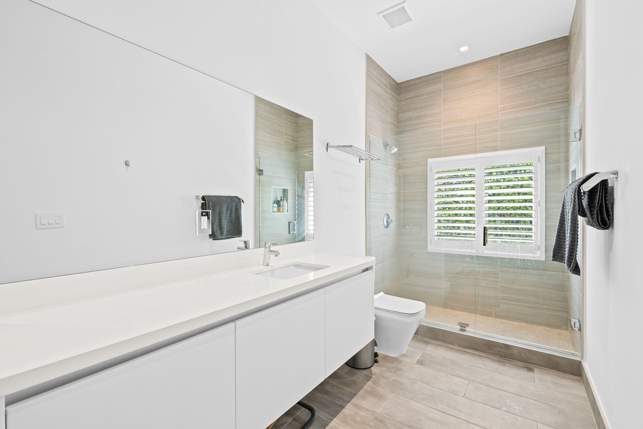 WESTON ESTATES - Residential