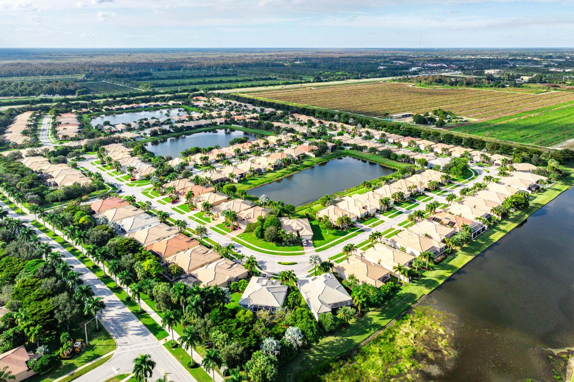 Valencia Reserve - Residential