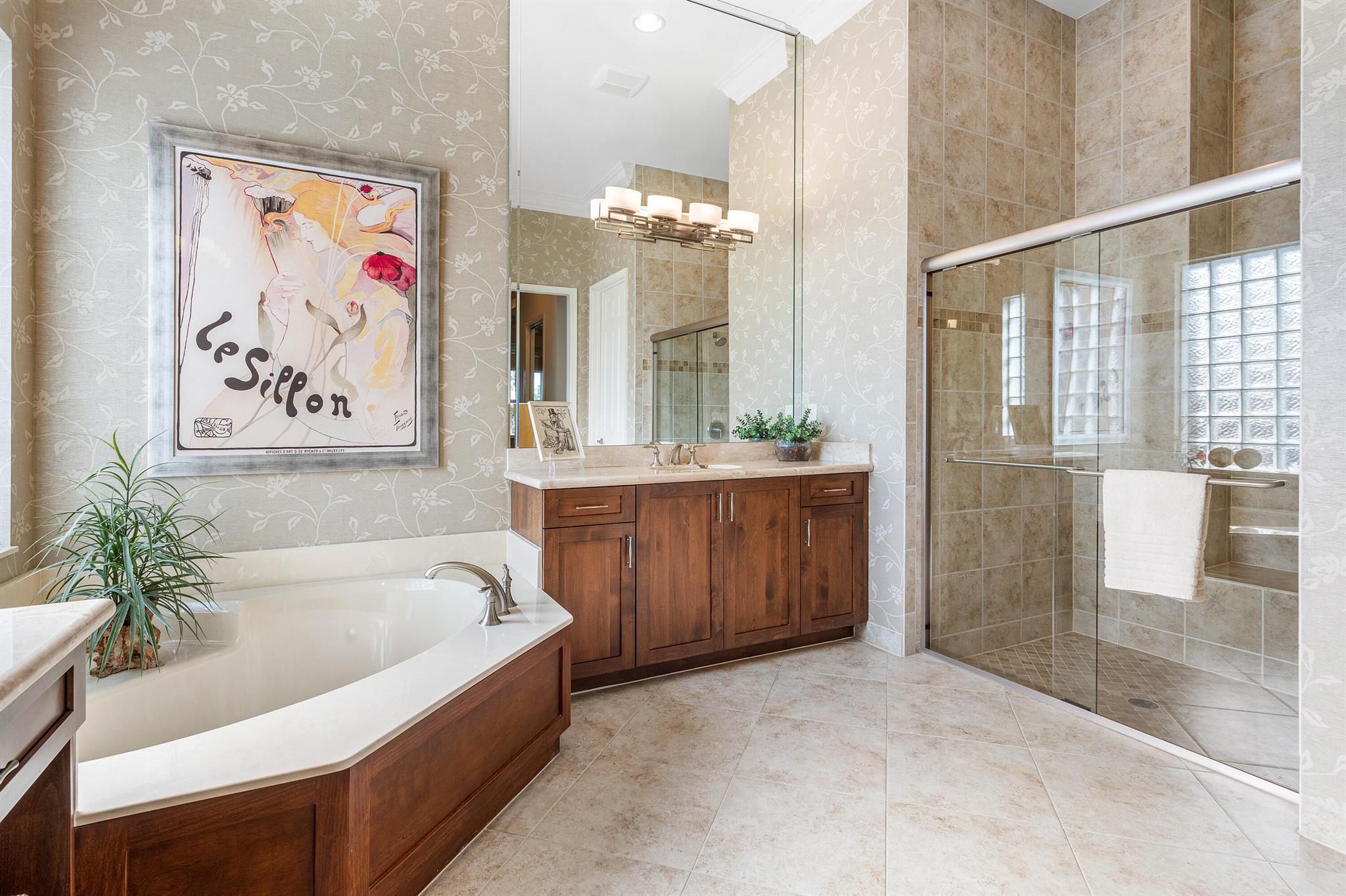 Valencia Reserve - Residential