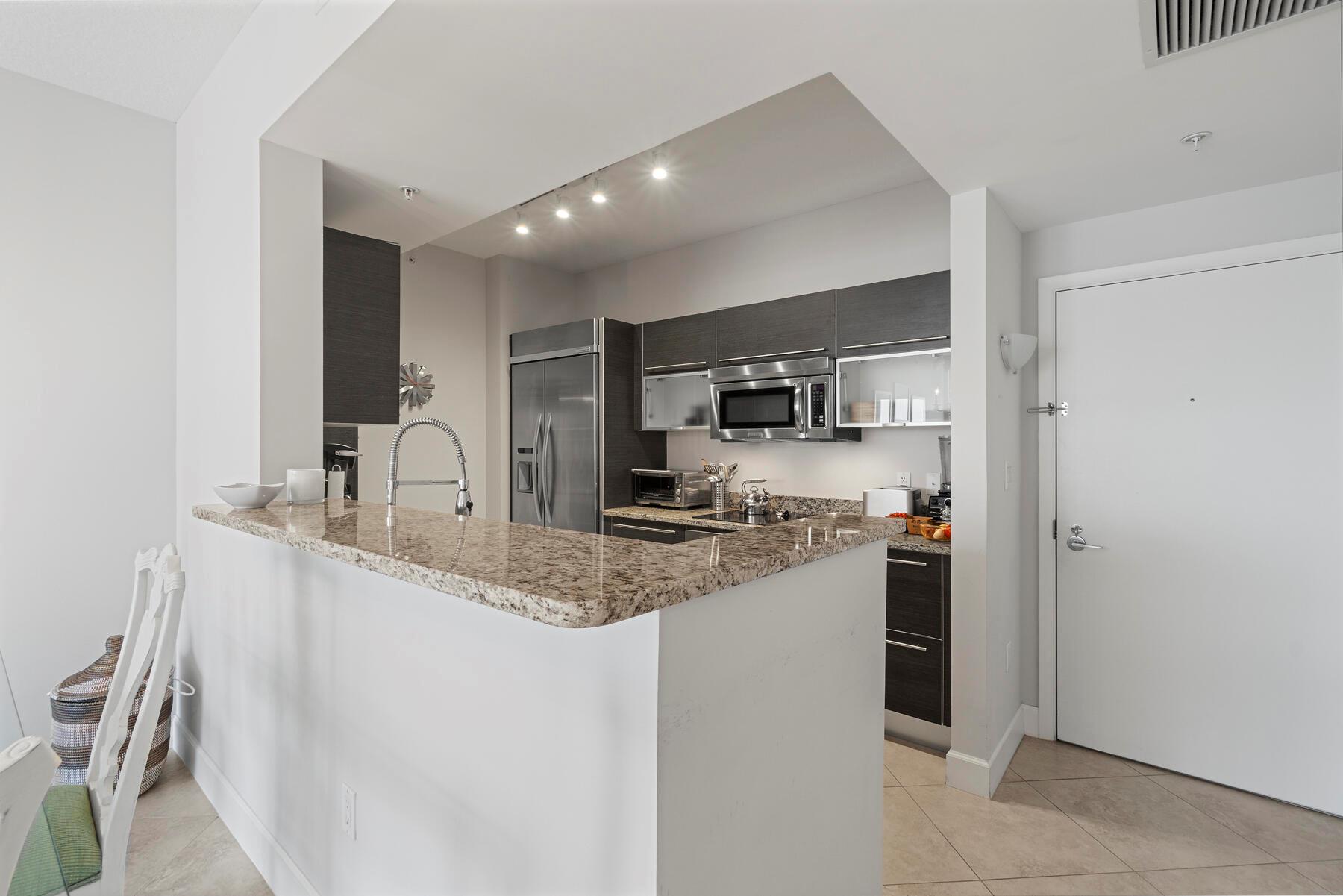 550 Okeechobee Boulevard 1609