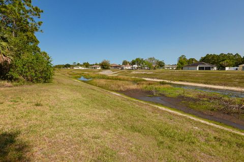 A home in Port St Lucie