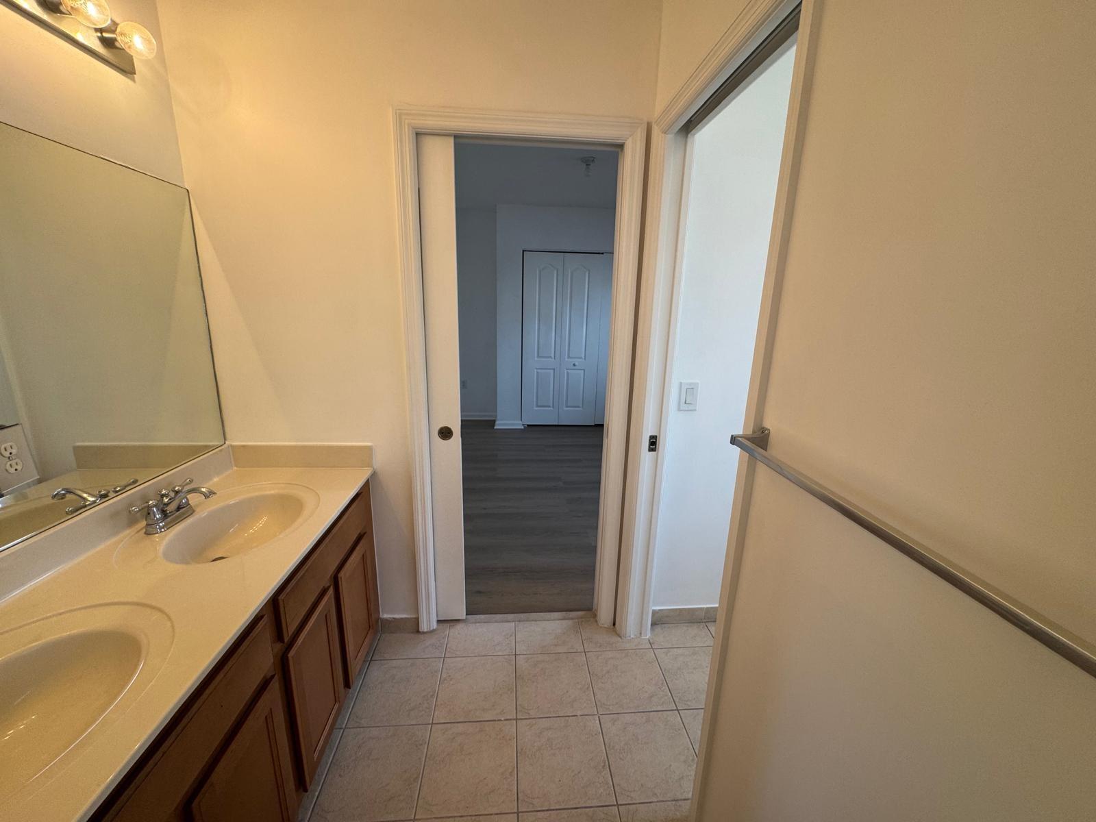 Mandarin Lakes - Residential Lease