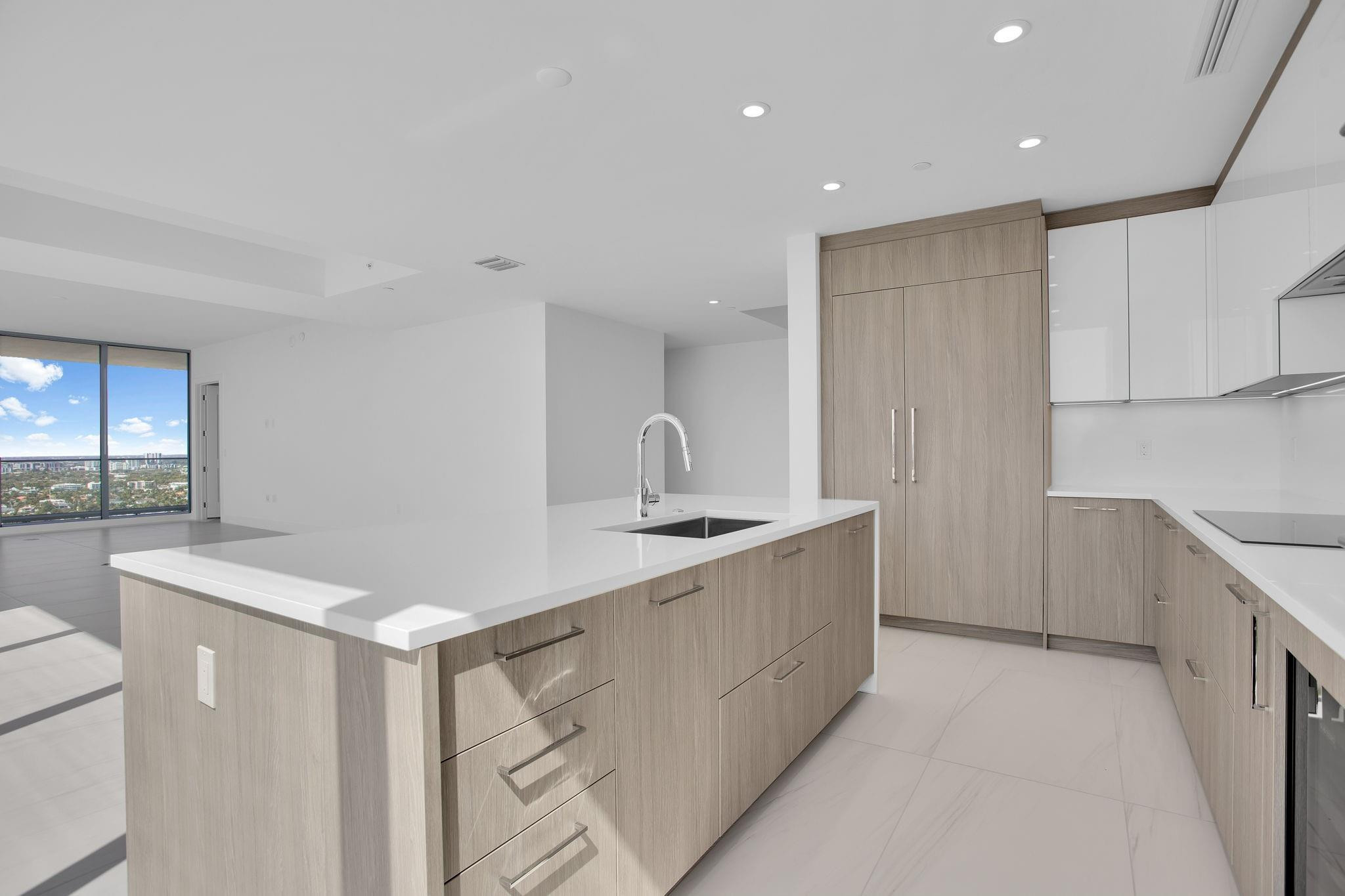 SELENE OCEANFRONT RESIDEN - Residential