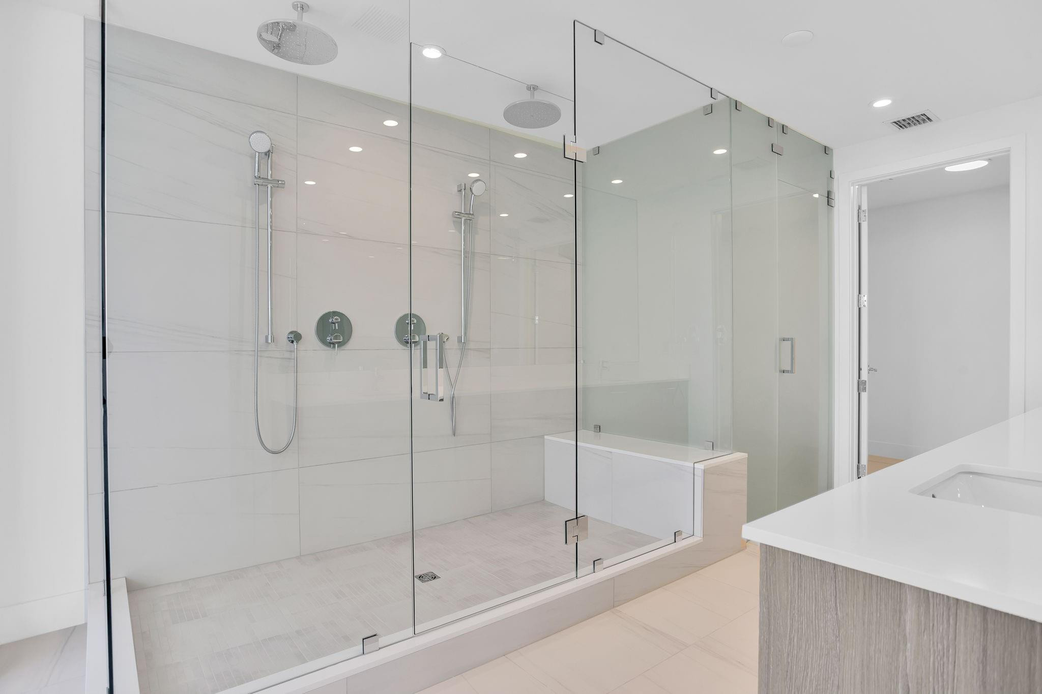 SELENE OCEANFRONT RESIDEN - Residential