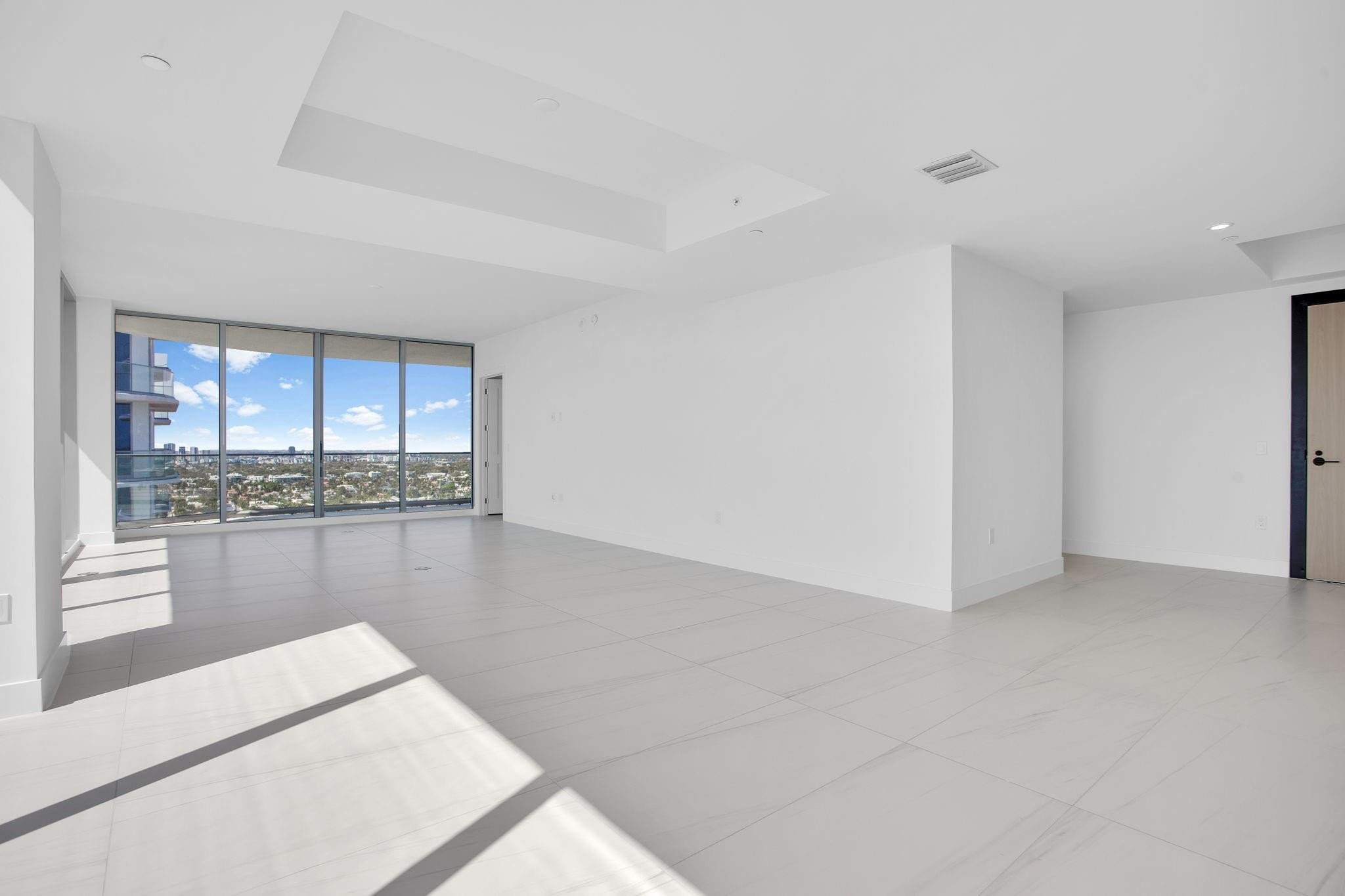 SELENE OCEANFRONT RESIDEN - Residential