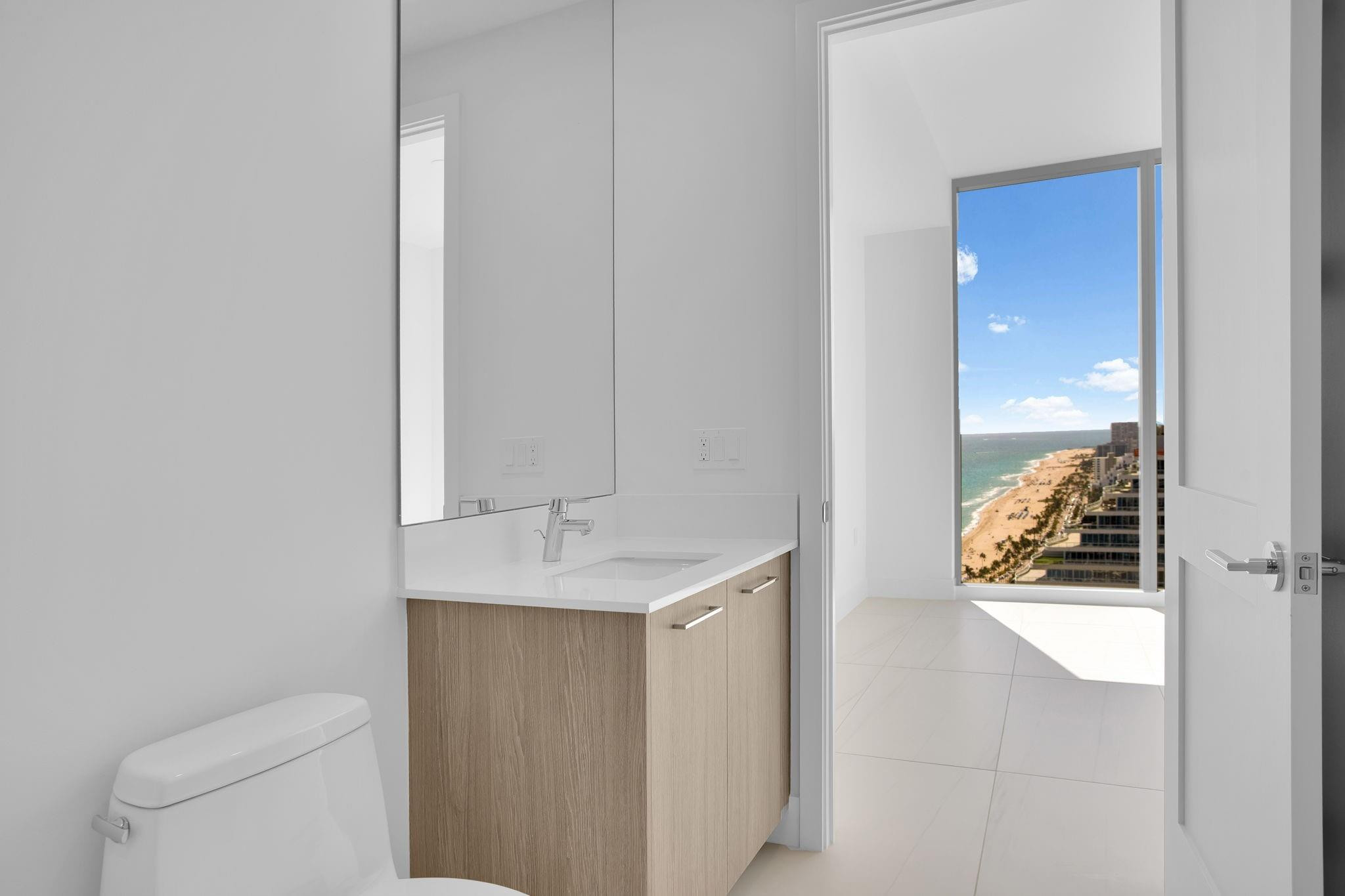 SELENE OCEANFRONT RESIDEN - Residential