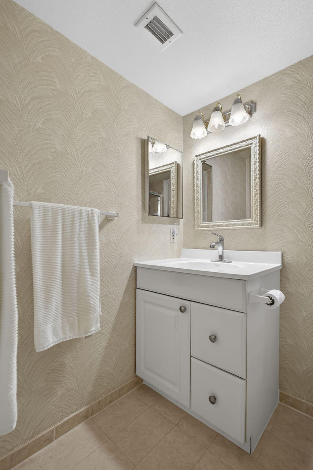 PINE RIDGE III CONDO - Residential