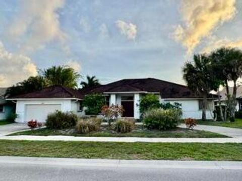 Tiny photo for 1965 S Club Drive S, Wellington, FL 33414 (MLS # B26037322)