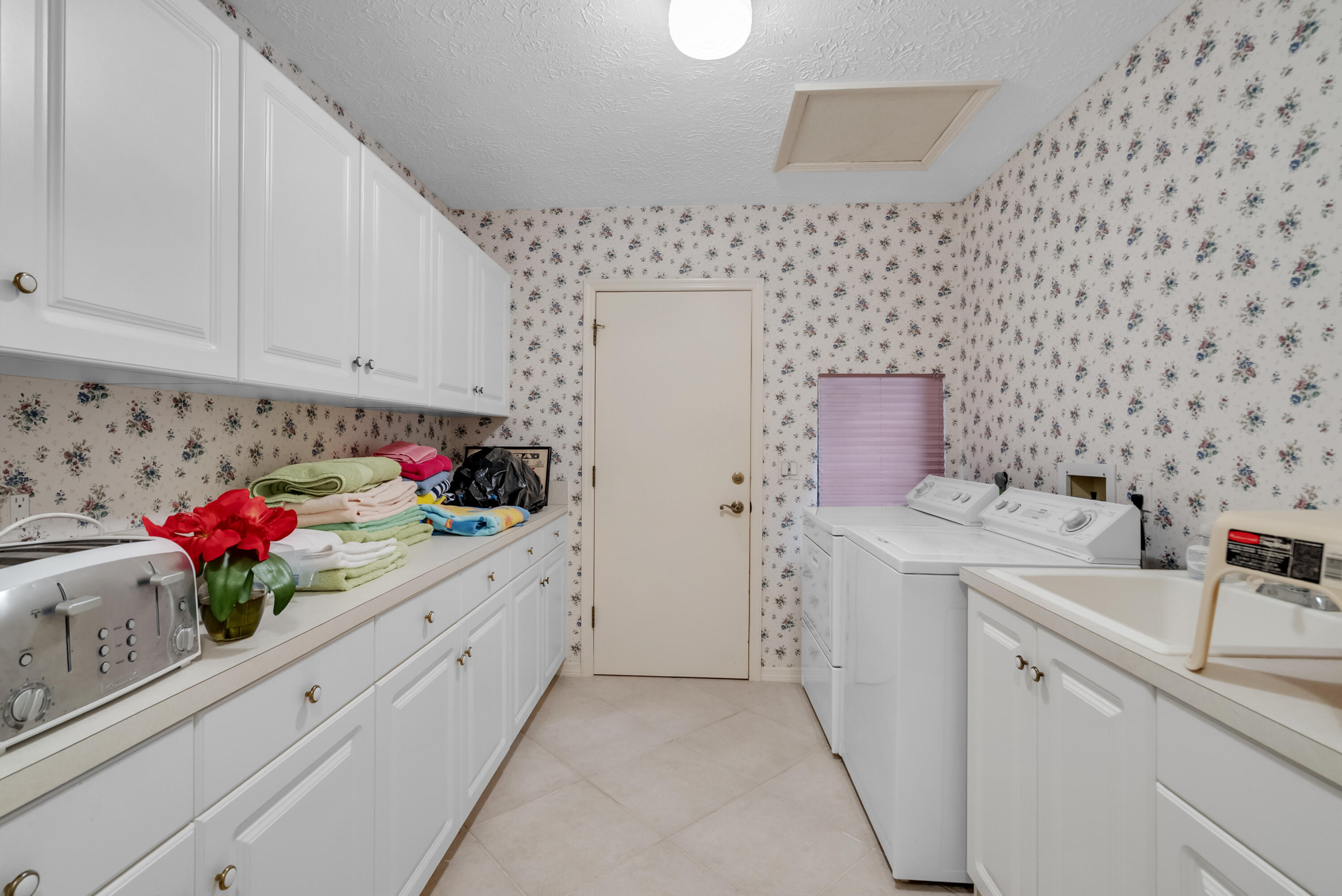 MARINER SANDS COUNTRY CLUB - Residential