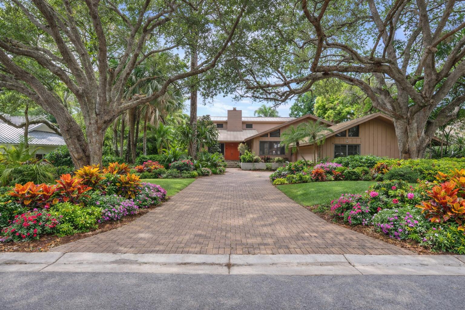 5011 SE Burning Tree Circle