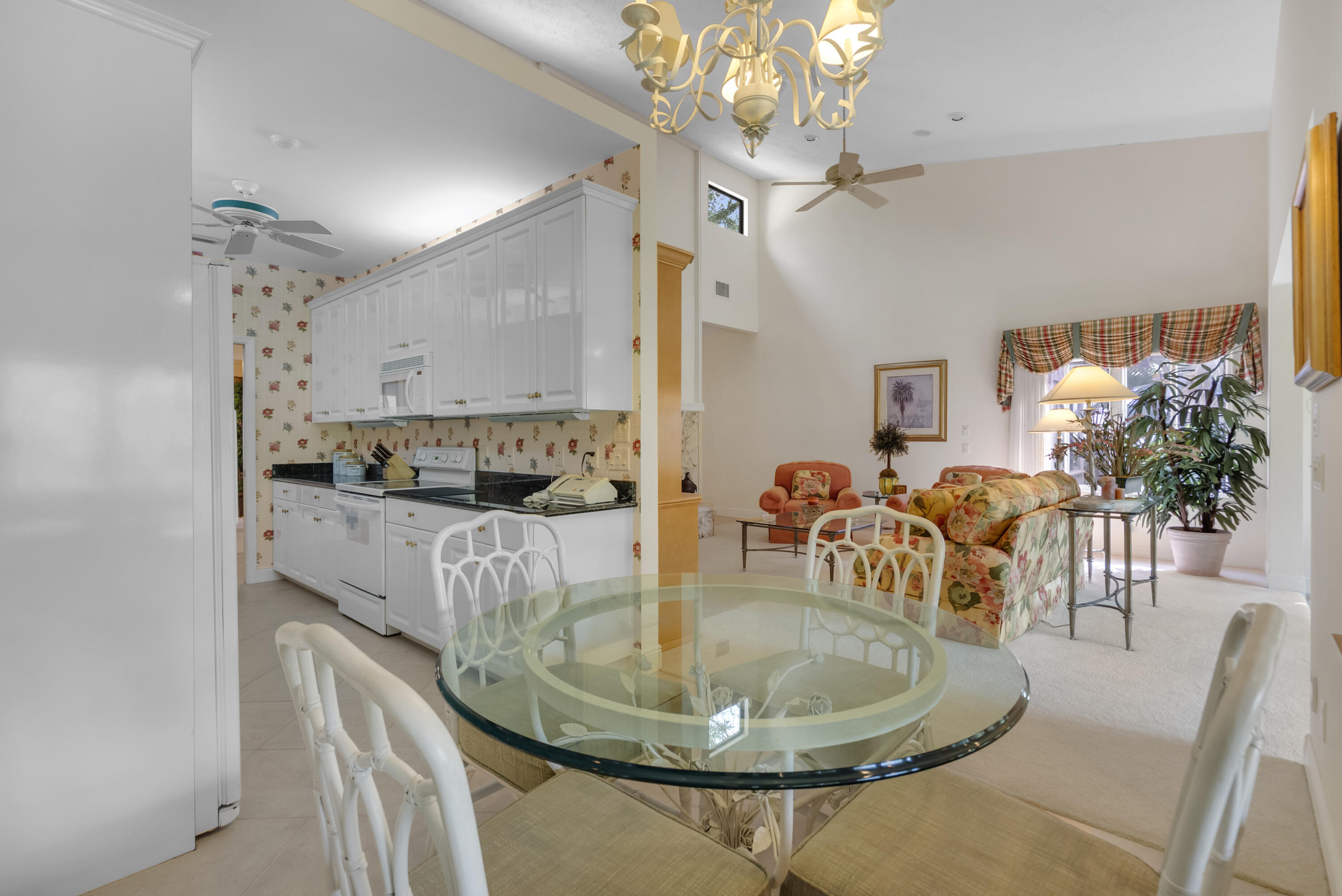 MARINER SANDS COUNTRY CLUB - Residential