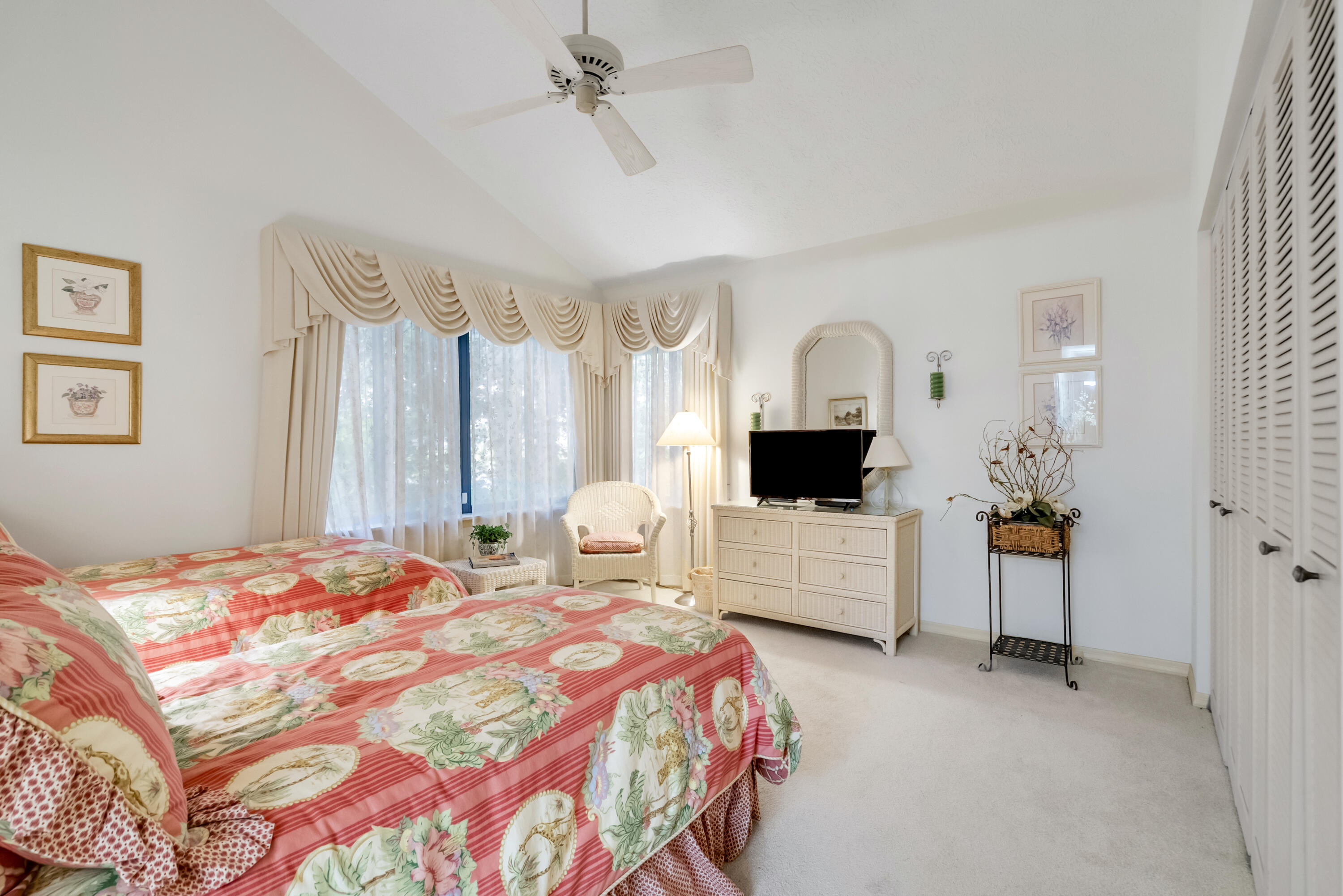 MARINER SANDS COUNTRY CLUB - Residential