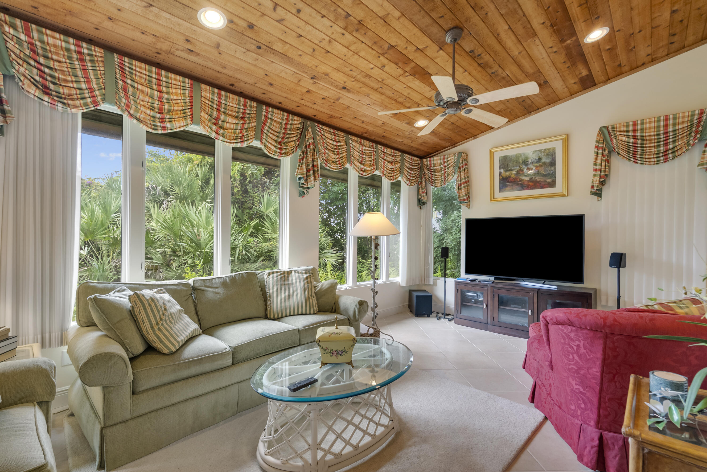 MARINER SANDS COUNTRY CLUB - Residential