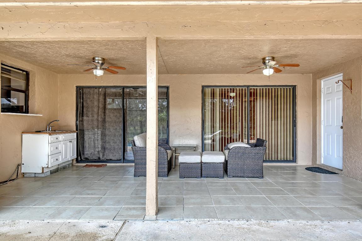 RUSTIC RANCH - Residential