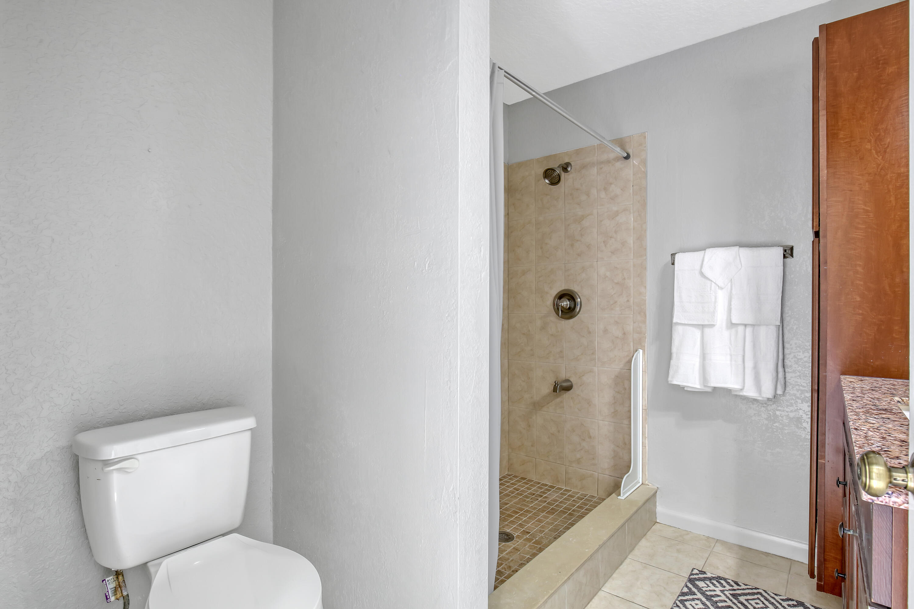 RUSTIC RANCH - Residential