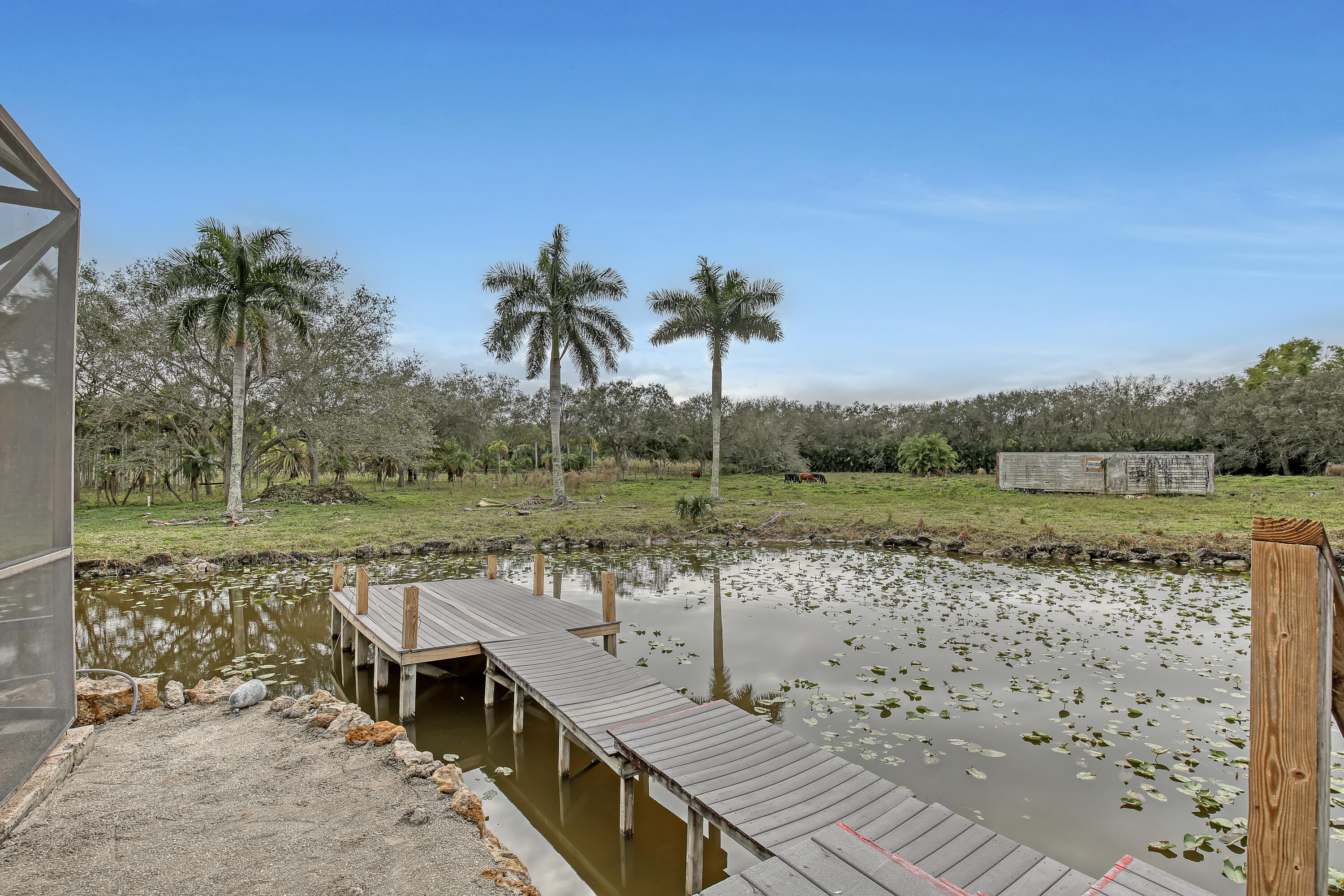 RUSTIC RANCH - Residential