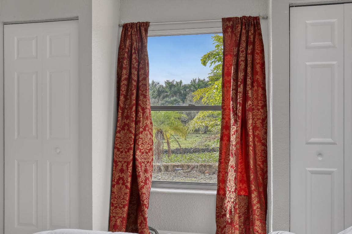 RUSTIC RANCH - Residential