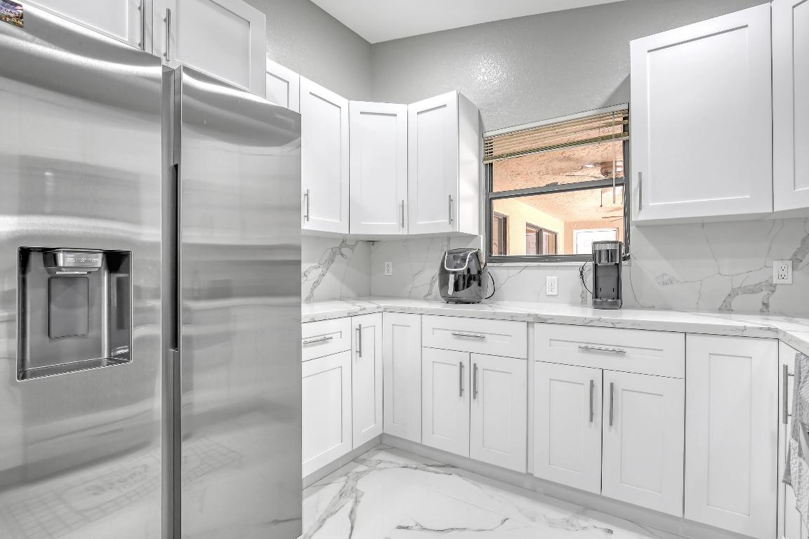 RUSTIC RANCH - Residential