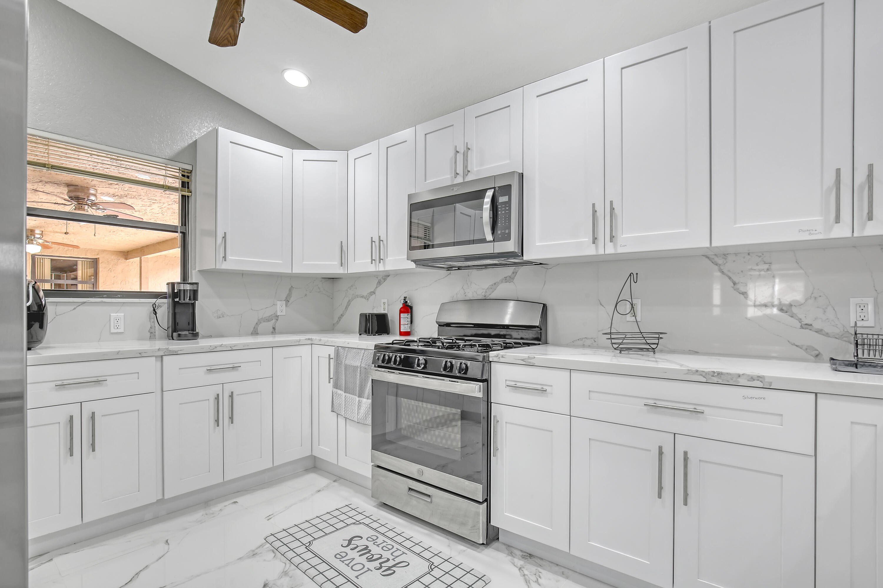 RUSTIC RANCH - Residential