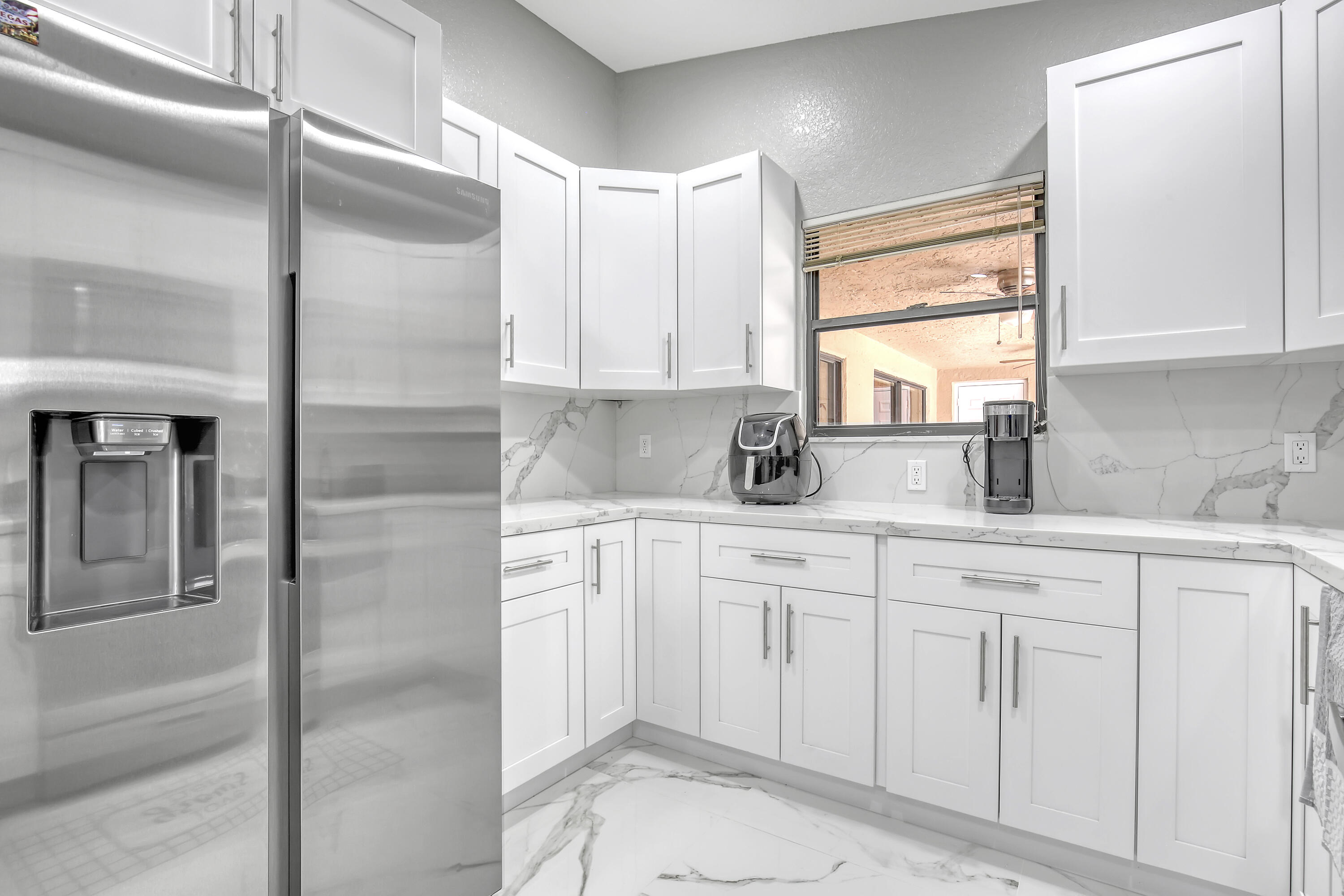 RUSTIC RANCH - Residential