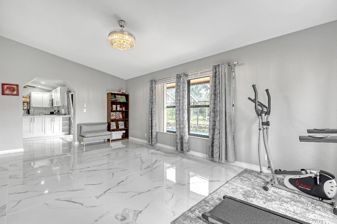 RUSTIC RANCH - Residential