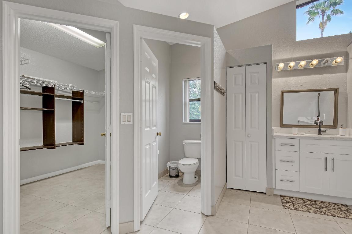 RUSTIC RANCH - Residential