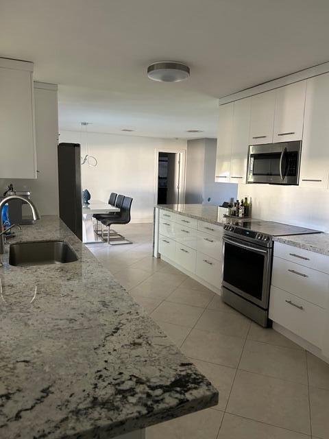 ARROWHEAD COUNTRY HOMES - Residential Lease