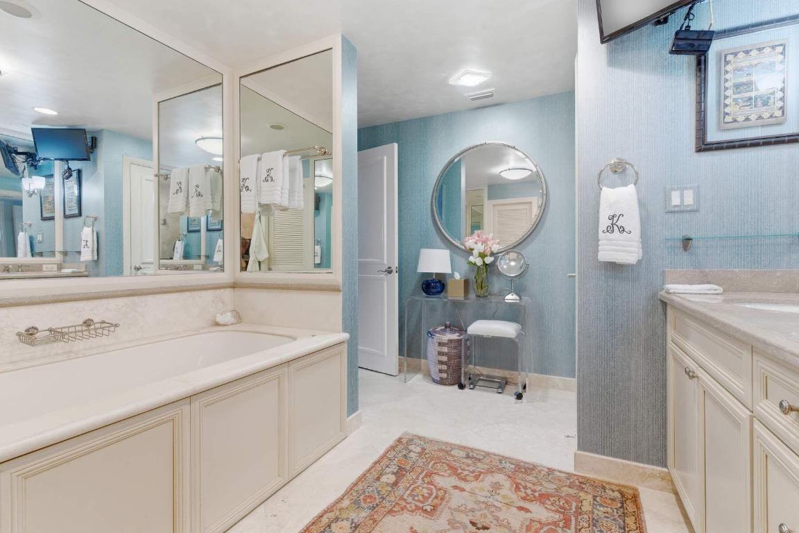 ONE ROYAL PALM WAY CONDO - Residential