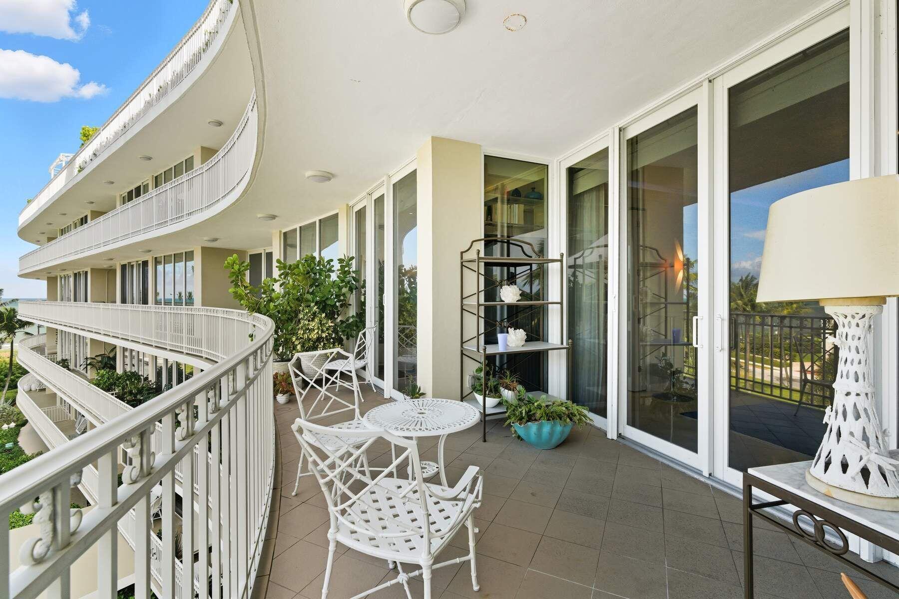 View photos, virtual tours, details... 100 Royal Palm Way F4