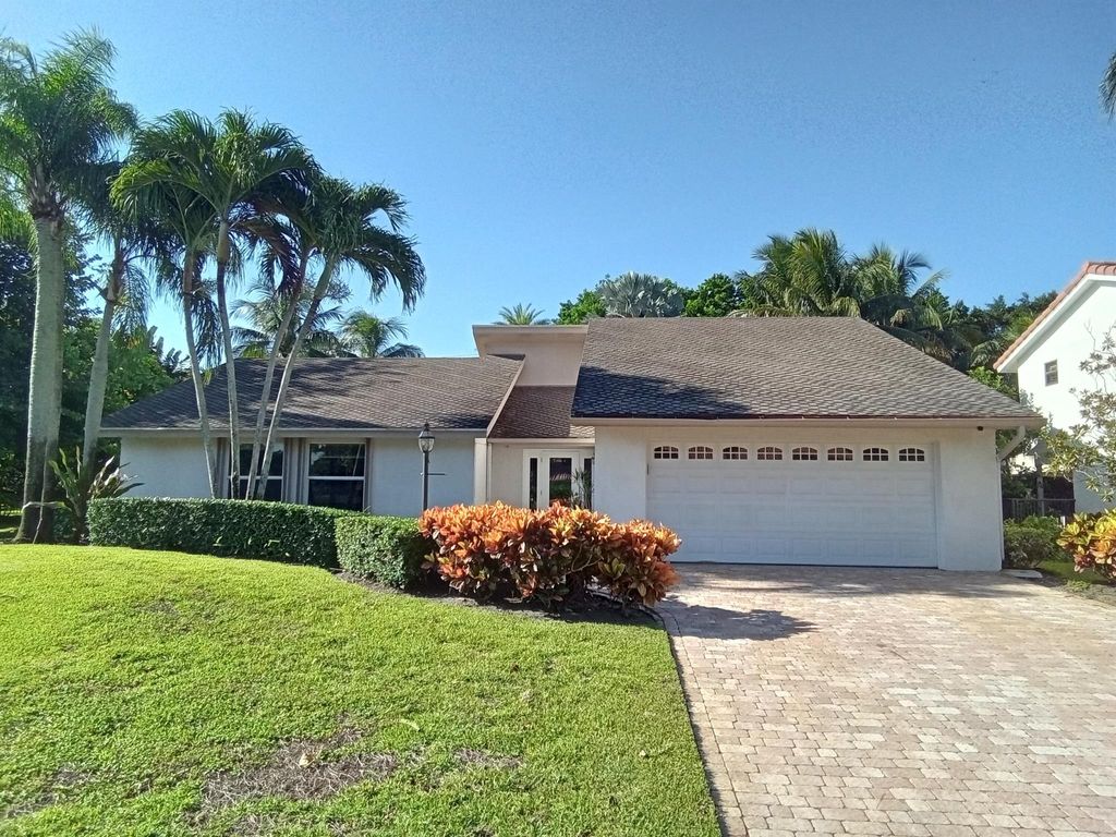 Photo of 6180 Celadon Circle, Palm Beach Gardens, FL 33418 (MLS # R11118101)