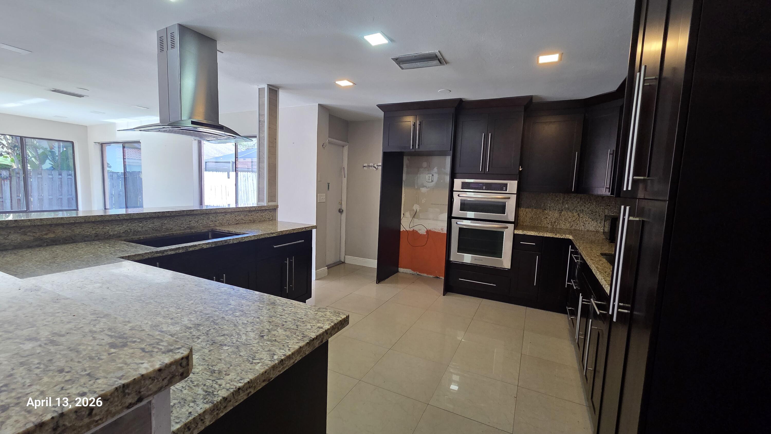 BOULEVARD NORTH - Residential