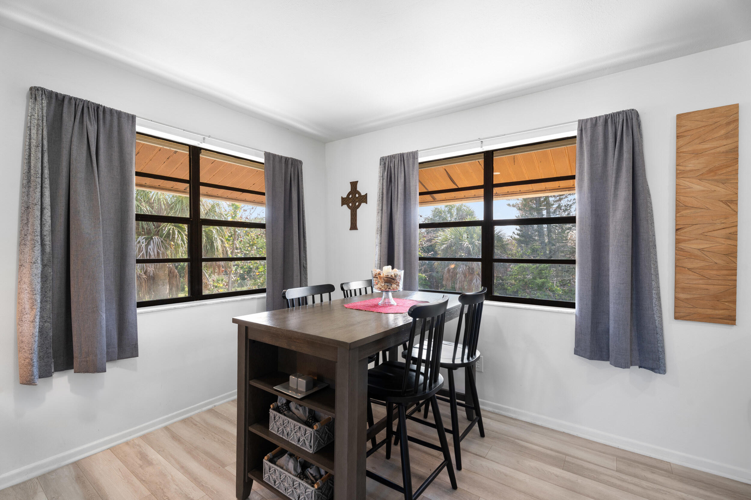 SAND & SEA APARTMENTS OF NORTH BEACH - Residential
