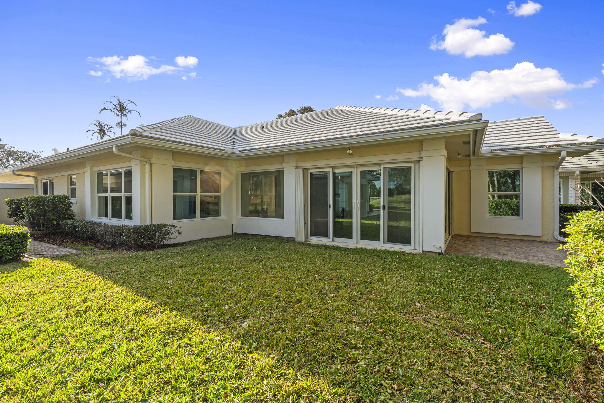 MONARCH COUNTRY CLUB - Residential