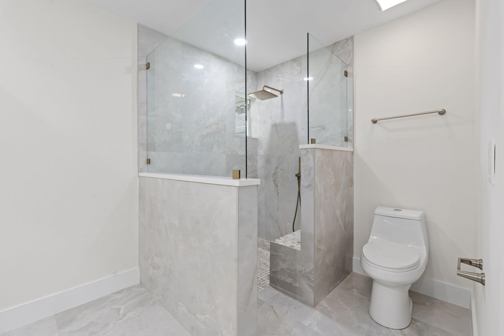 MONARCH COUNTRY CLUB - Residential