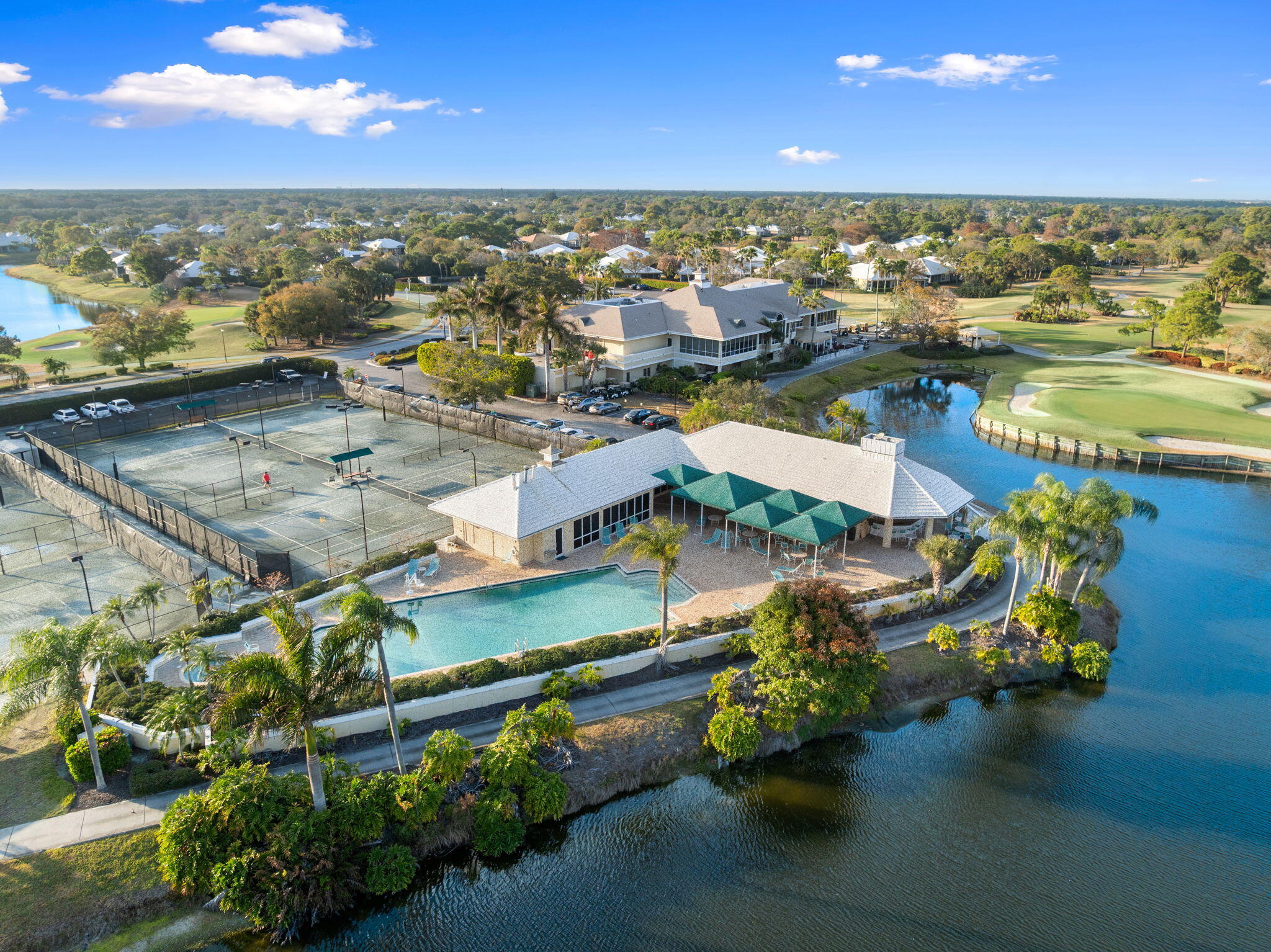 MONARCH COUNTRY CLUB - Residential