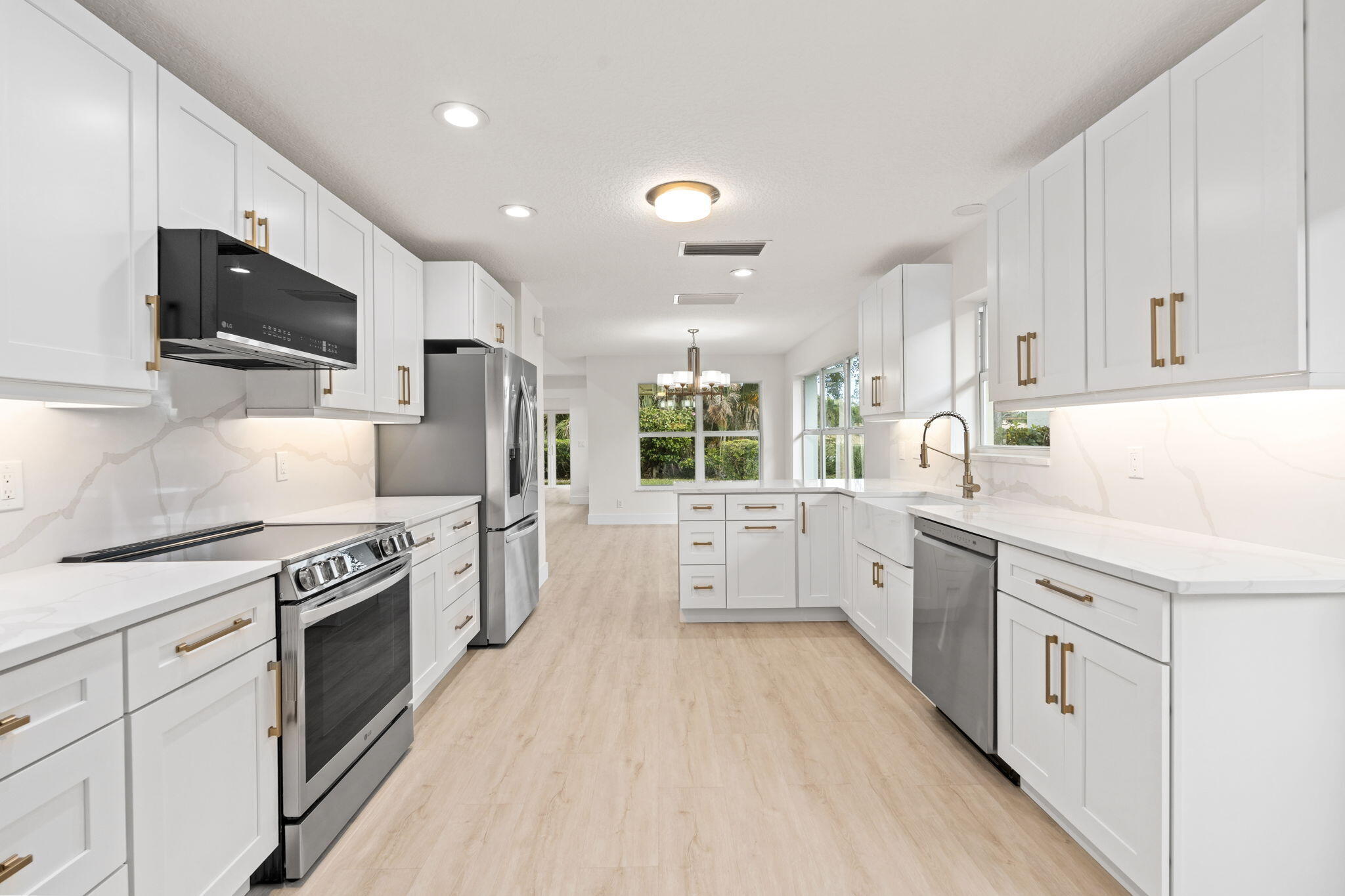 MONARCH COUNTRY CLUB - Residential