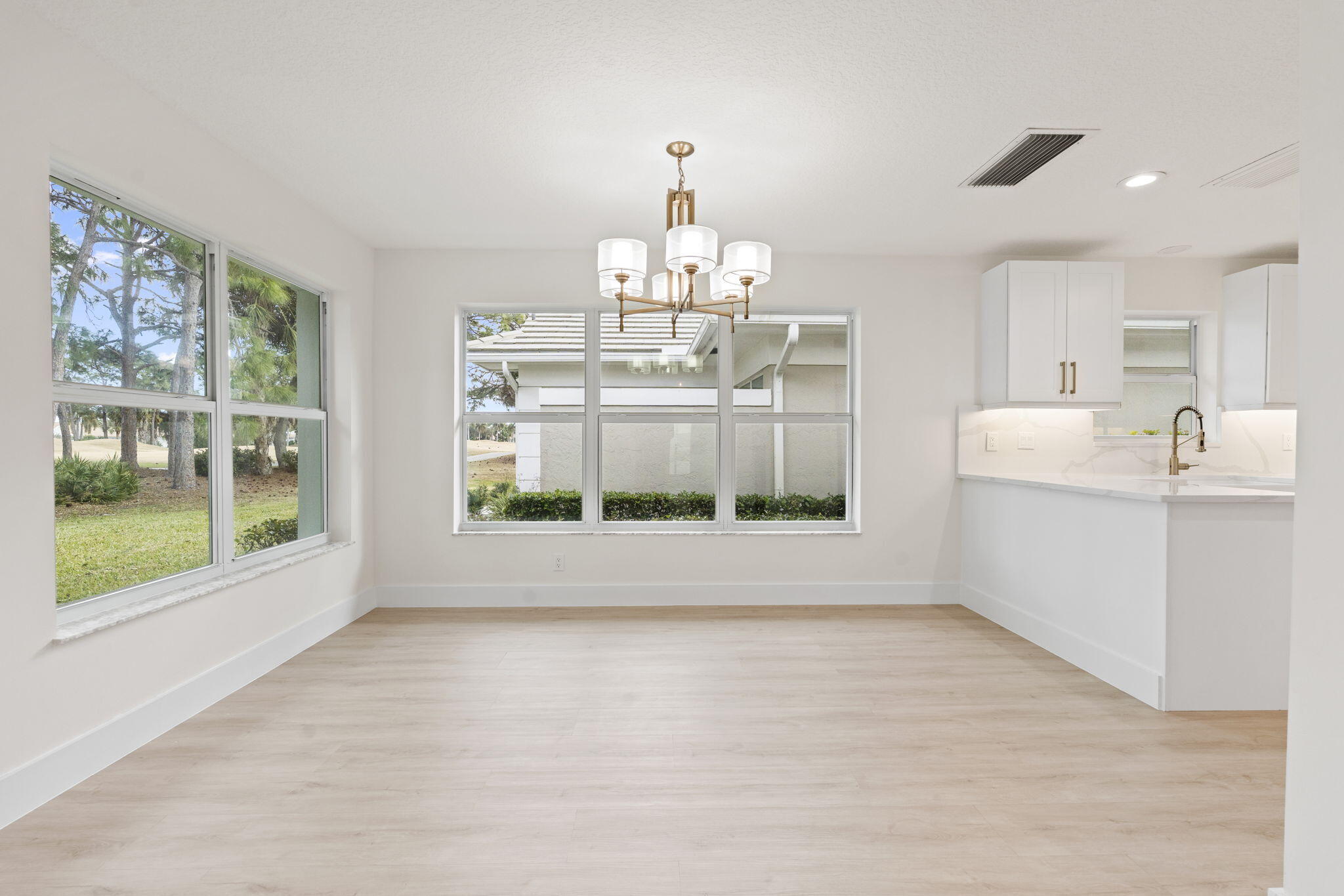 MONARCH COUNTRY CLUB - Residential