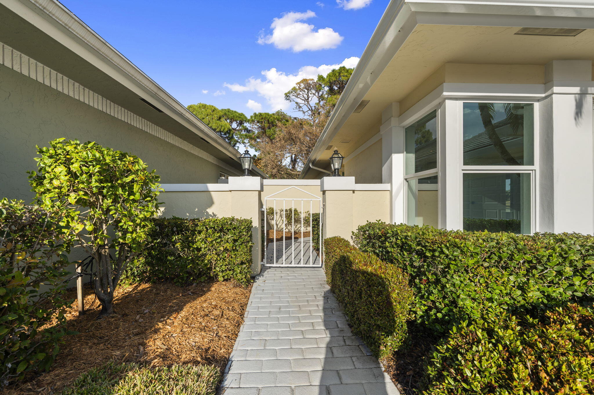 MONARCH COUNTRY CLUB - Residential