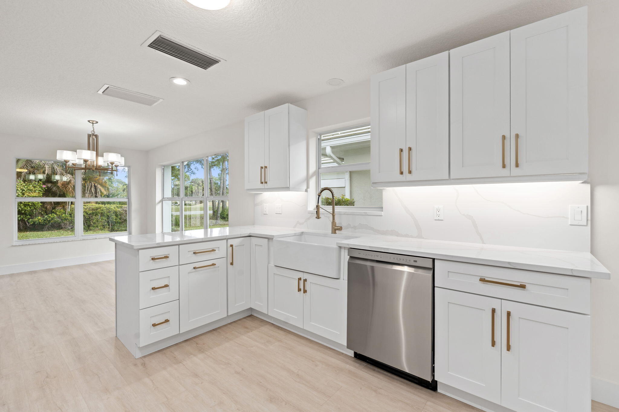 MONARCH COUNTRY CLUB - Residential