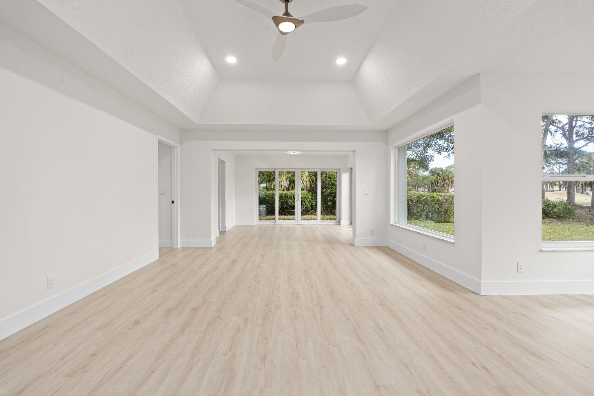 MONARCH COUNTRY CLUB - Residential