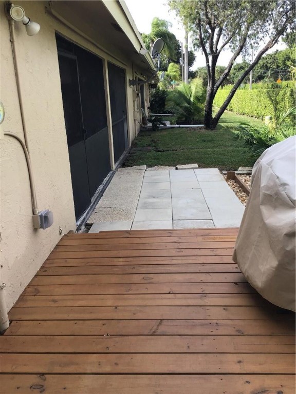 WESTLAKE - Residential