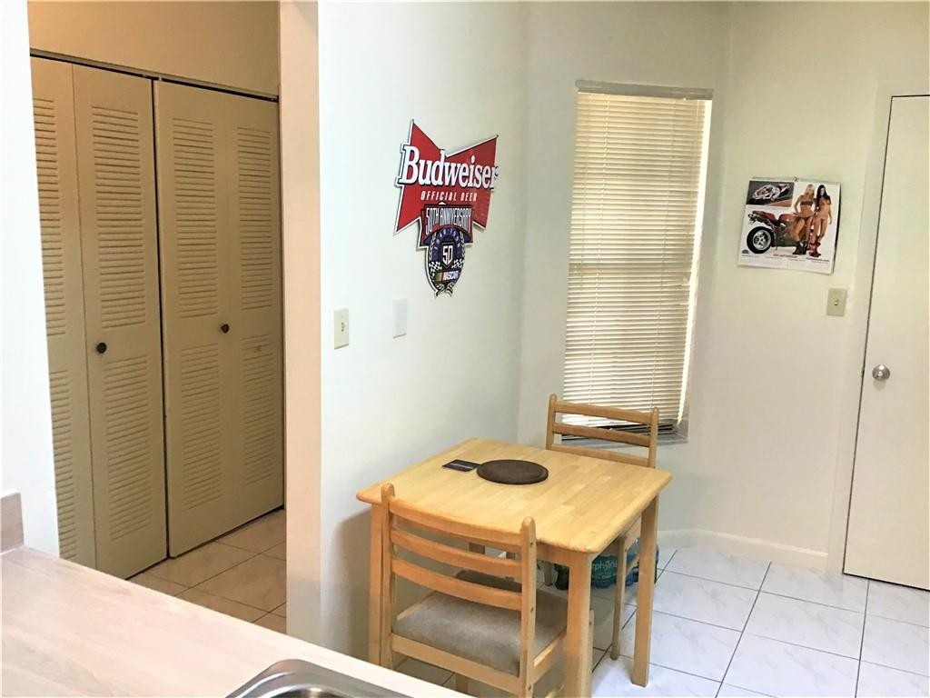 WESTLAKE - Residential