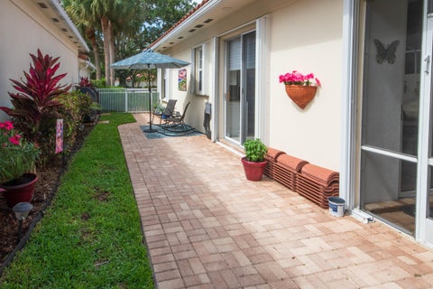 Tiny photo for 146 Lost Bridge Drive, Palm Beach Gardens, FL 33410 (MLS # B26036799)