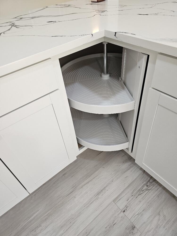 PINELAKE VILLAGE LEASEHOLD ESTATE - Residential