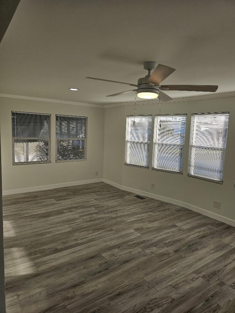 PINELAKE VILLAGE LEASEHOLD ESTATE - Residential