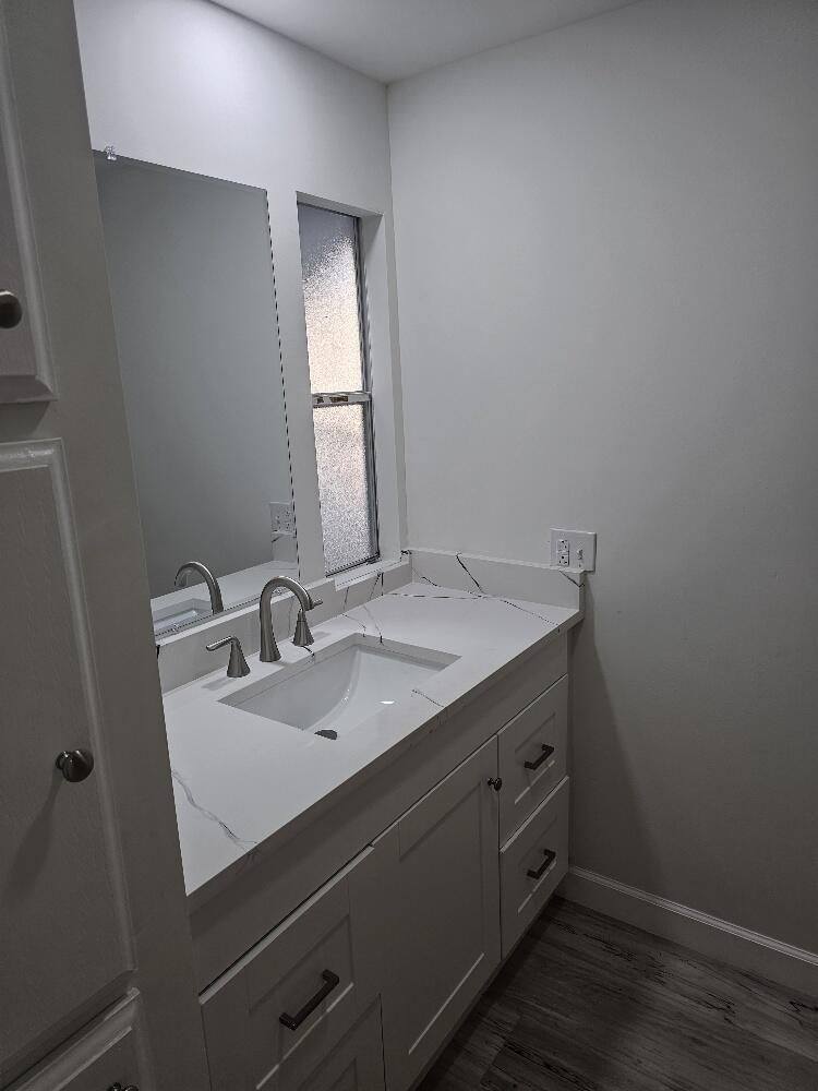 PINELAKE VILLAGE LEASEHOLD ESTATE - Residential