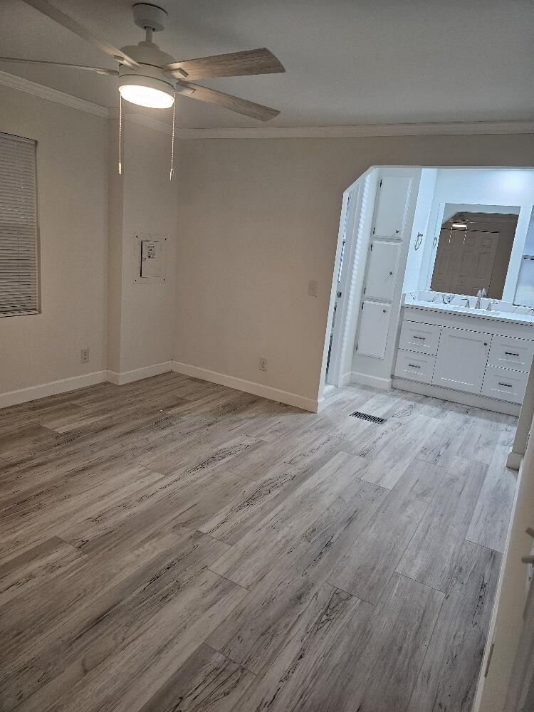 PINELAKE VILLAGE LEASEHOLD ESTATE - Residential