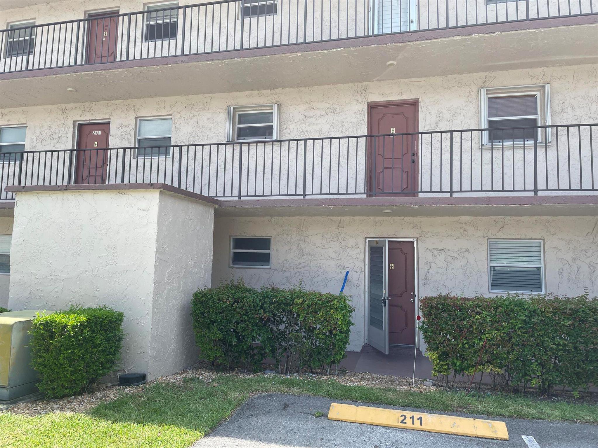 719 Lori Drive 114